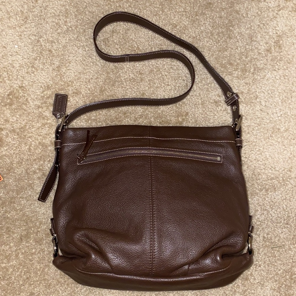 Coach Brown Leather Shoulder Bag with Hobo Silhouette - Picture 5 of 16